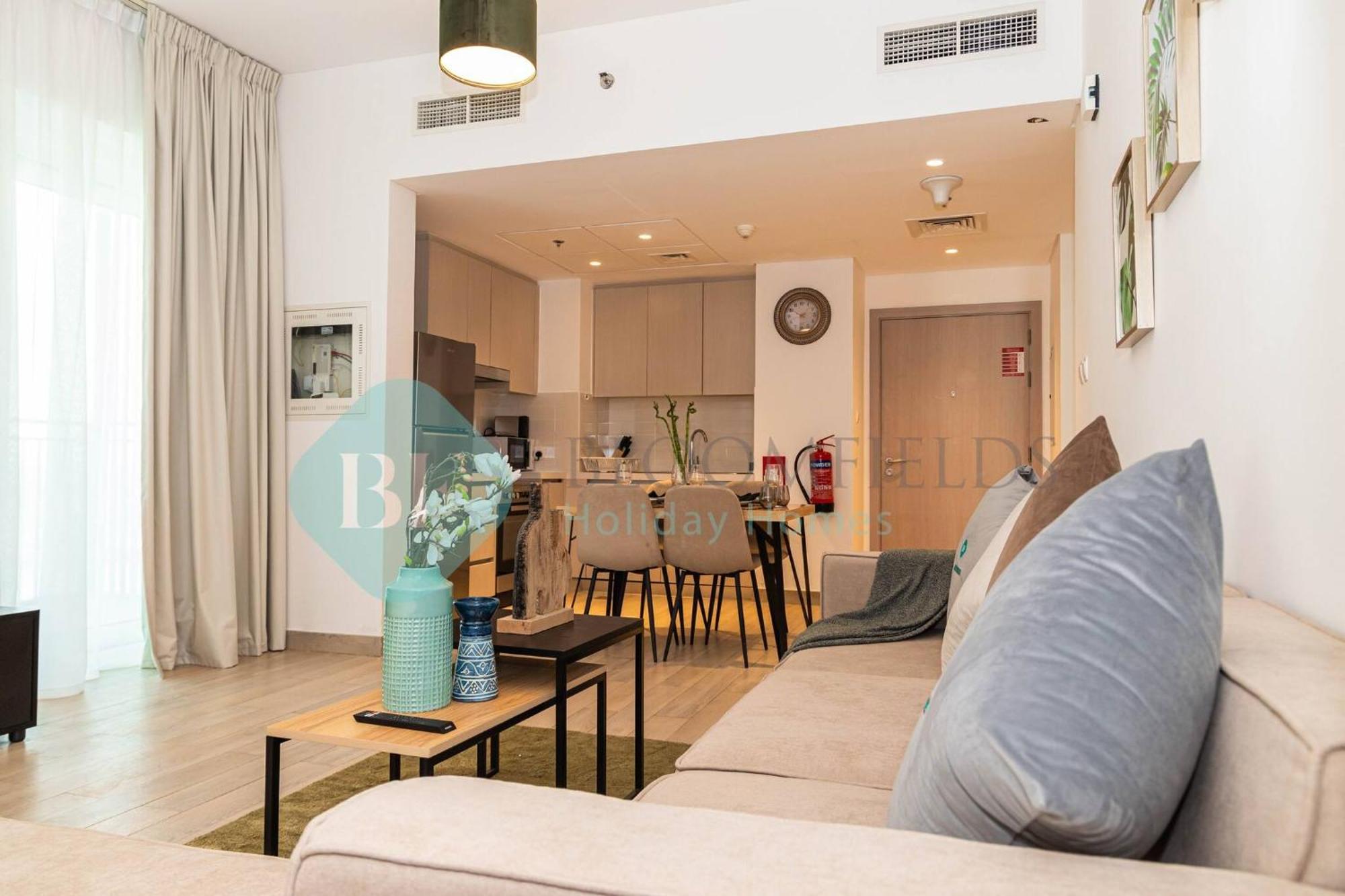 Bloomfields Stylish 1br In Waters Edge Yas Island Apartamento