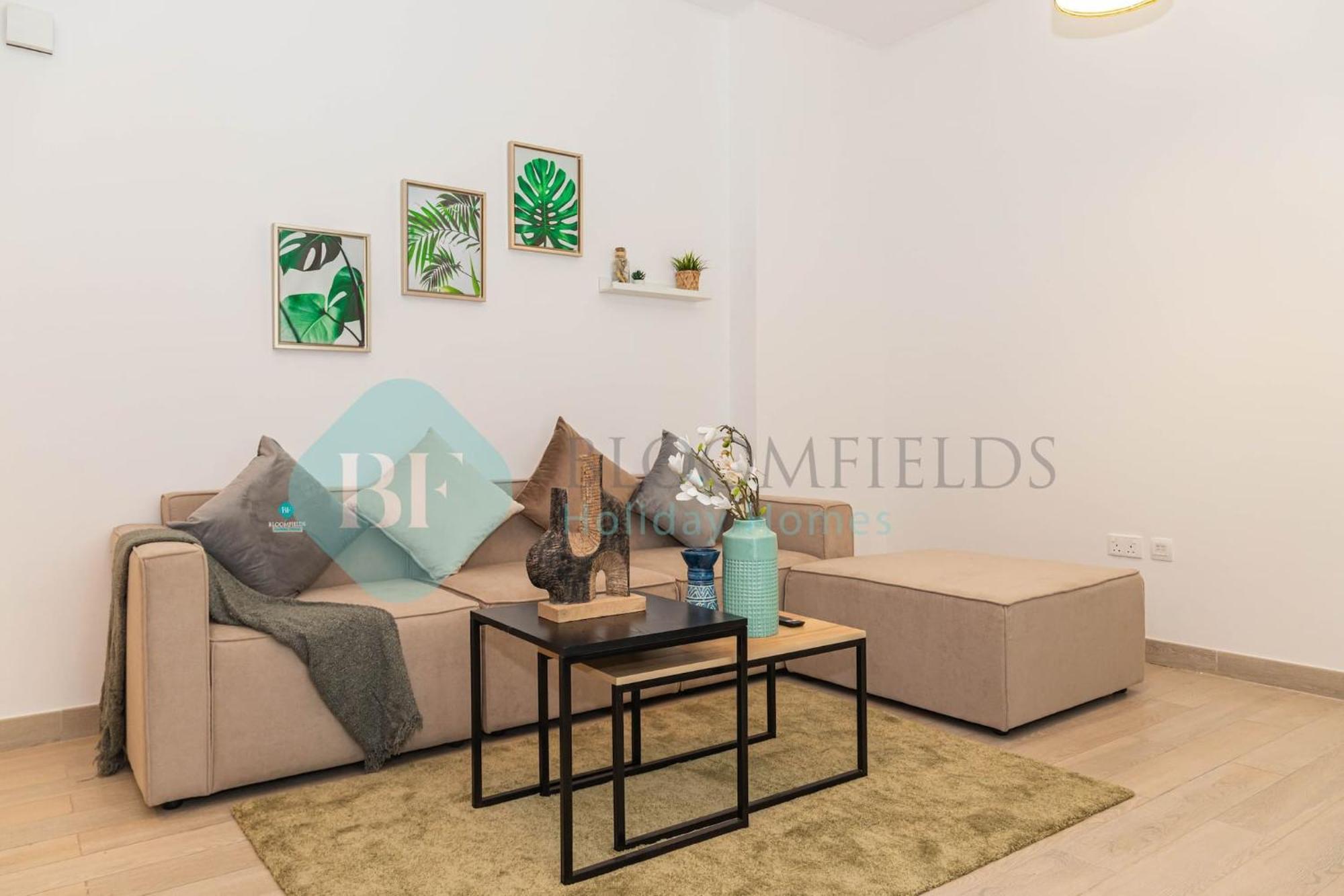 Bloomfields Stylish 1br In Waters Edge Yas Island Abu Dhabi